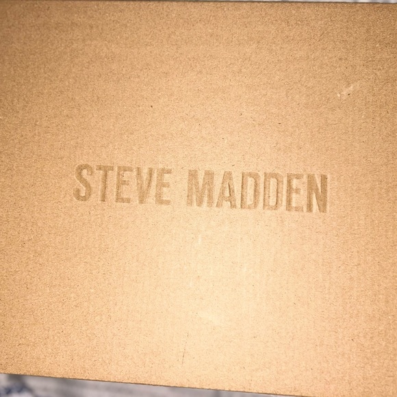 beautiful beige and pink women's sneakers - Picture 7 of 7